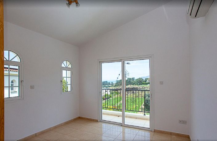 Image No.9-3 Bed Villa for sale