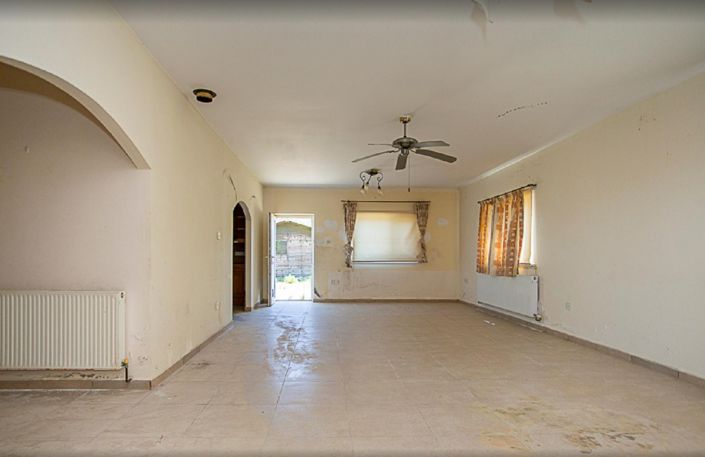 Image No.6-4 Bed Villa for sale