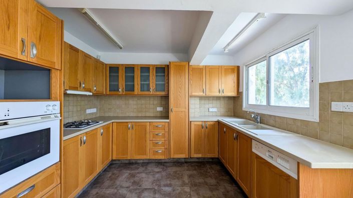 Image No.9-3 Bed Villa for sale
