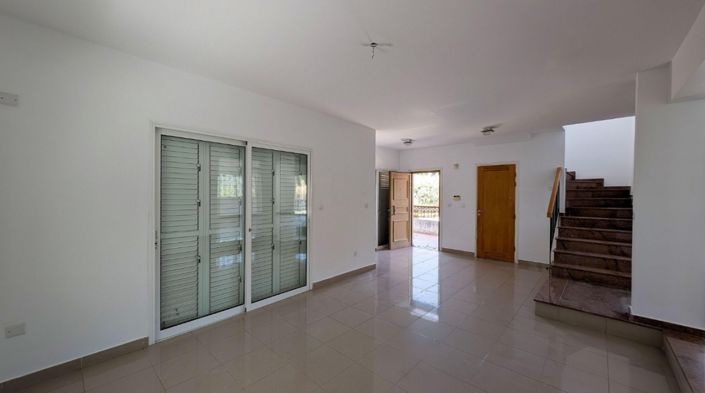 Image No.6-3 Bed Villa for sale