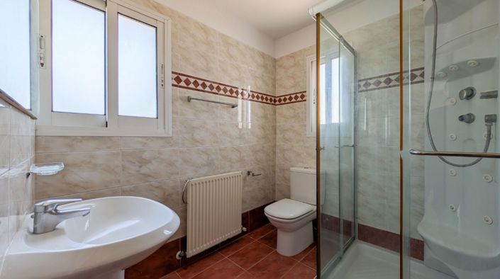 Image No.7-3 Bed Villa for sale