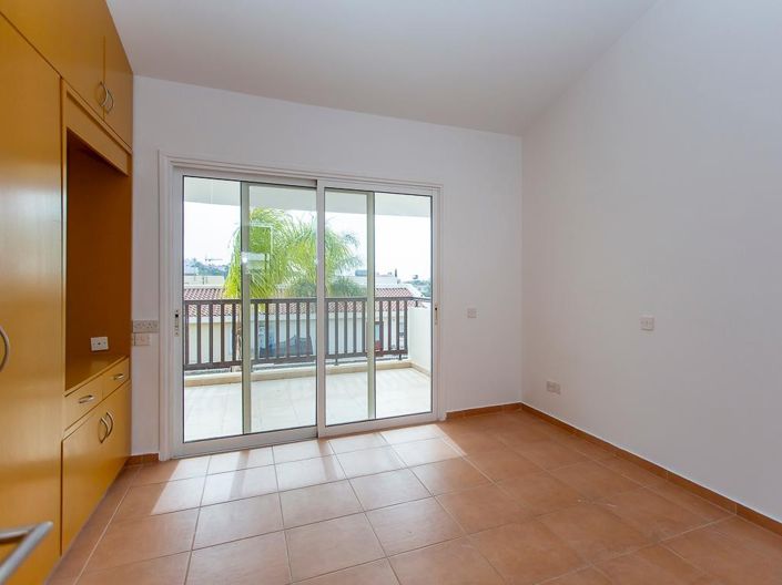 Image No.7-2 Bed Townhouse for sale