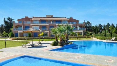 Townhouse For Sale  in  Polis