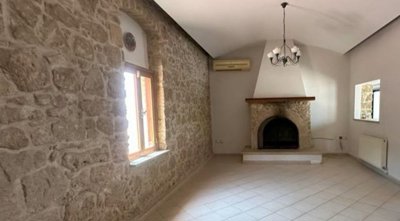 Detached Villa For Sale  in  Geroskipou