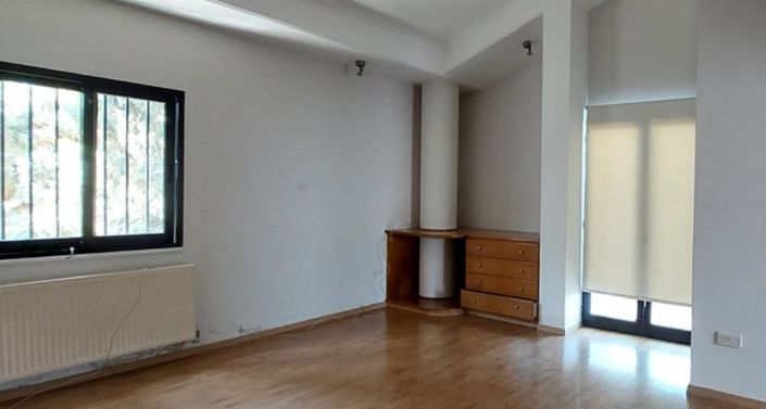 Image No.8-5 Bed Villa for sale
