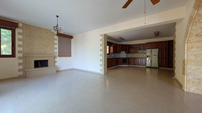 Detached Villa For Sale  in  Argaka