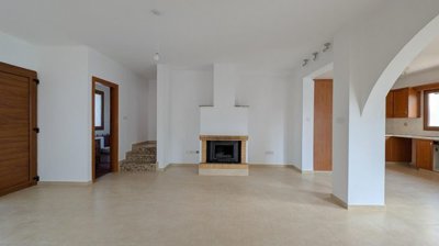 Detached Villa For Sale  in  Acheleia