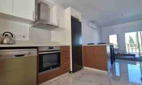 Image No.2-Maison de ville de 3 chambres à vendre à Kato Paphos