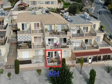 Ground Floor Apartment  For Sale  in  Mesa Chorio