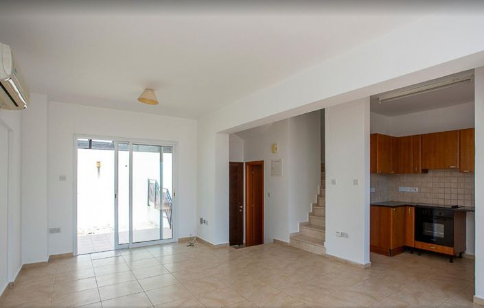 Image No.5-2 Bed Townhouse for sale