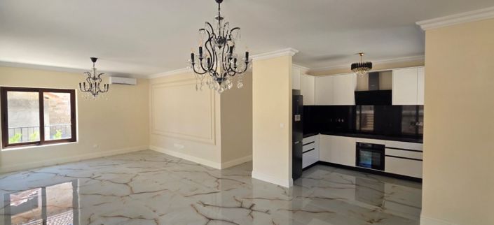 Image No.2-Villa de 5 chambres à vendre à Limassol