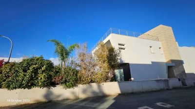Detached Villa For Sale  in  Acheleia