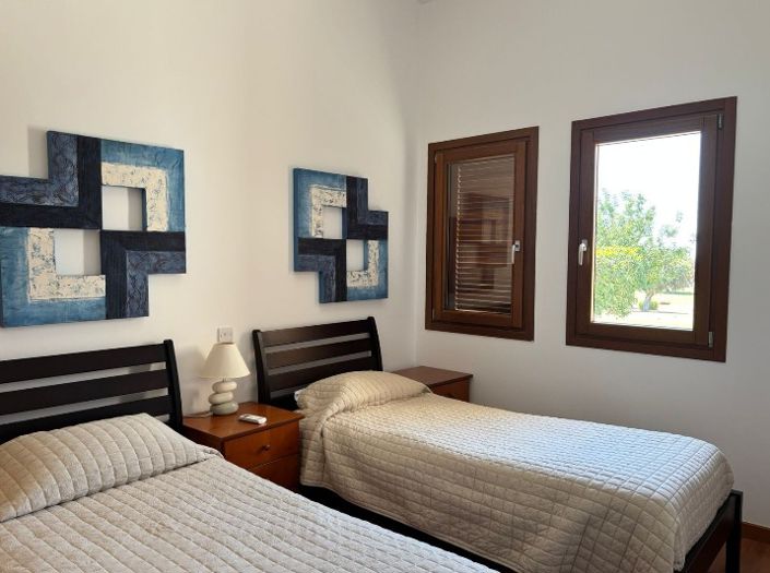 Image No.6-3 Bed Villa for sale