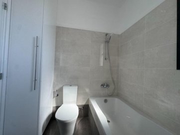 Apartment For Sale  in  Kato Paphos - Universal