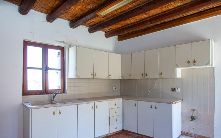 Image No.5-2 Bed Villa for sale