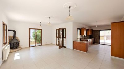 Detached Villa For Sale  in  Acheleia