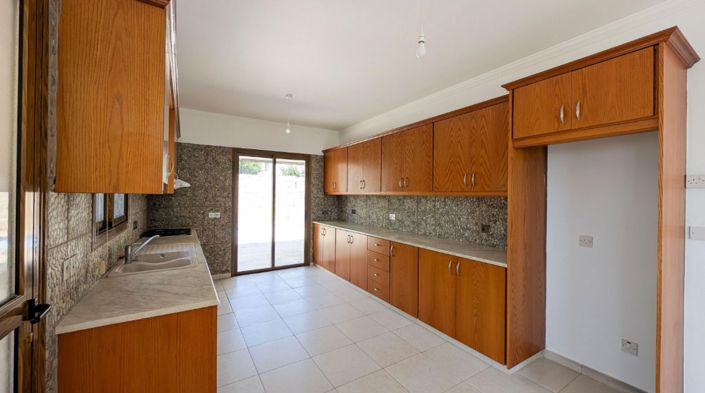 Image No.4-4 Bed Villa for sale