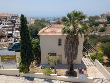 Detached Villa For Sale  in  Peyia