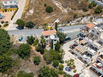 Detached Villa For Sale  in  Peyia