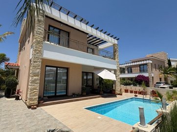 Detached Villa For Sale  in  Acheleia