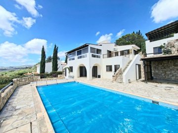 Detached Villa For Sale  in  Acheleia