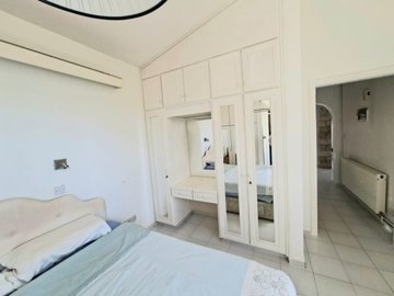 Detached Villa For Sale  in  Acheleia