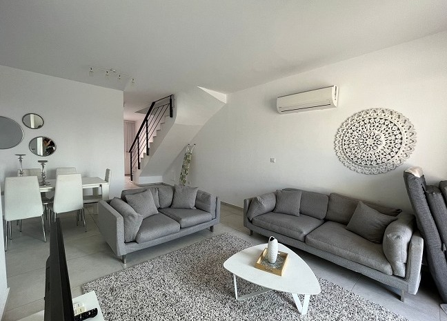 Image No.2-3 Bed Villa for sale