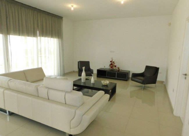 Image No.2-3 Bed Villa for sale