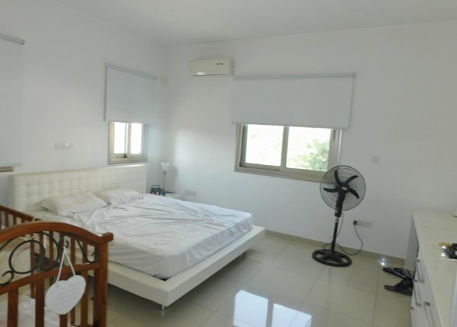 Image No.7-3 Bed Villa for sale