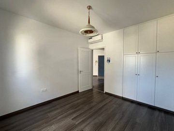 Apartment For Sale  in  Kato Paphos - Tombs of The Kings