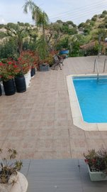 Detached Villa For Sale  in  Eledio
