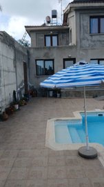 Detached Villa For Sale  in  Eledio