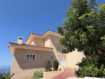 Detached Villa For Sale  in  Acheleia