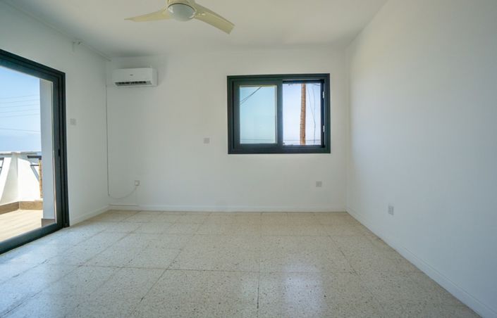 Image No.9-1 Bed Villa for sale