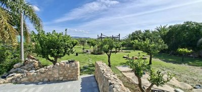 Detached Villa For Sale  in  Peyia - Sea Caves