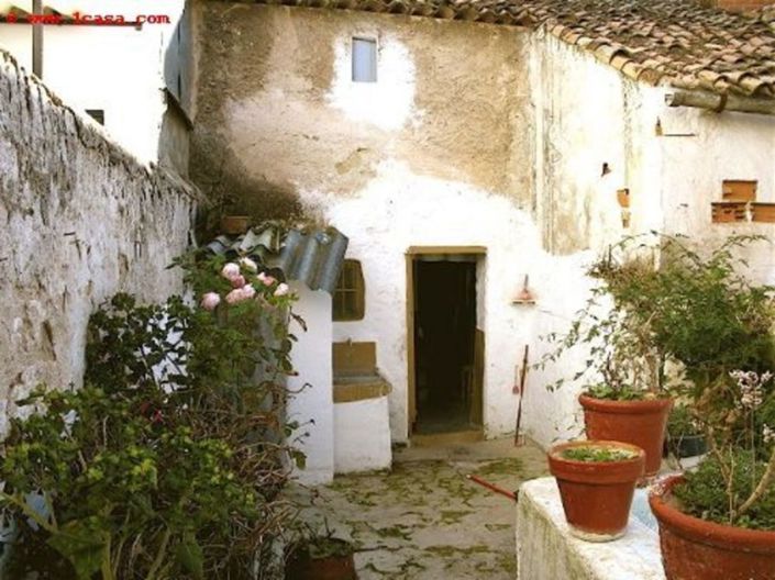 Image No.4-2 Bed Village House for sale