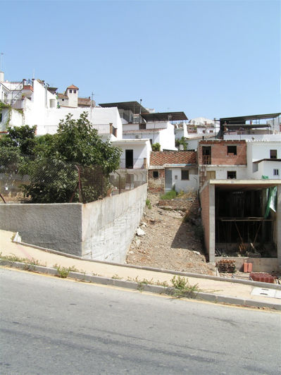 Image No.9-1 Bed Property for sale