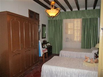 222-village-house-for-sale-in-alora-8-large