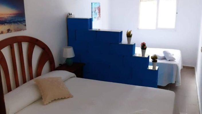 Image No.6-3 Bed Country House for sale