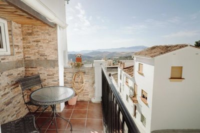 107180-village-house-for-sale-in-casarabonela