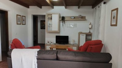 107385-country-house-for-sale-in-el-chorro-54
