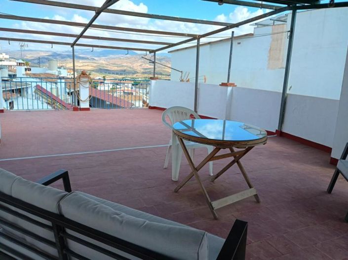 Image No.18-2 Bed Property for sale