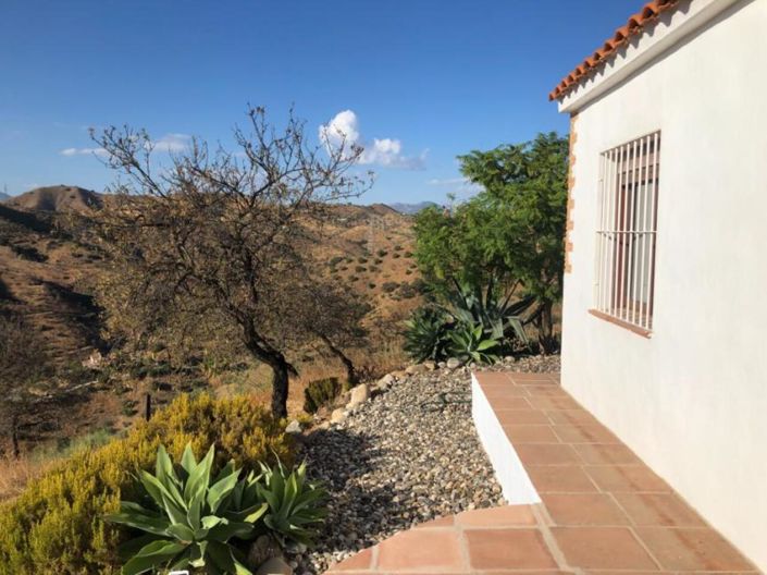 Image No.14-1 Bed Country Property for sale