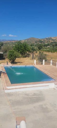 Image No.2-4 Bed Country House for sale