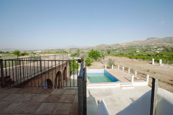 Image No.5-4 Bed Country House for sale