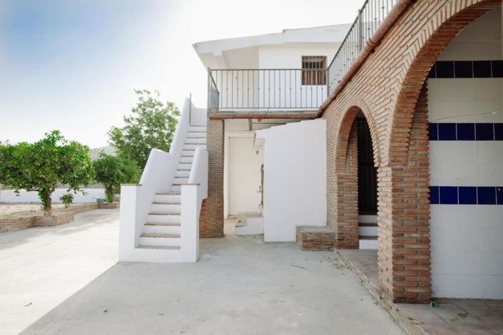 Image No.6-4 Bed Country House for sale