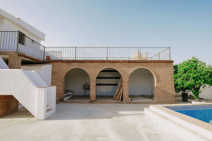 Image No.7-4 Bed Country House for sale