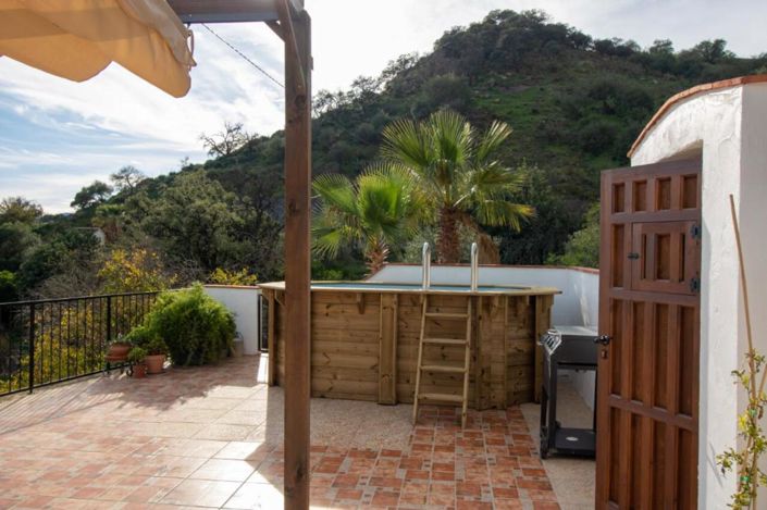 Image No.2-2 Bed Country Property for sale