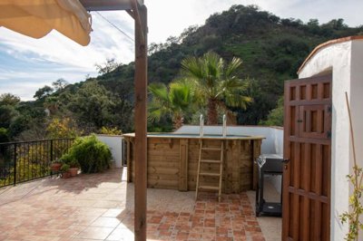 112042-property-for-sale-in-el-chorro-8395482
