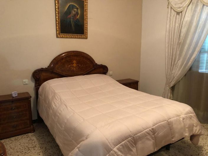 Image No.7-4 Bed Village House for sale
